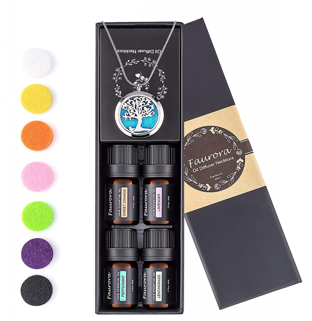 essential oil jewelry